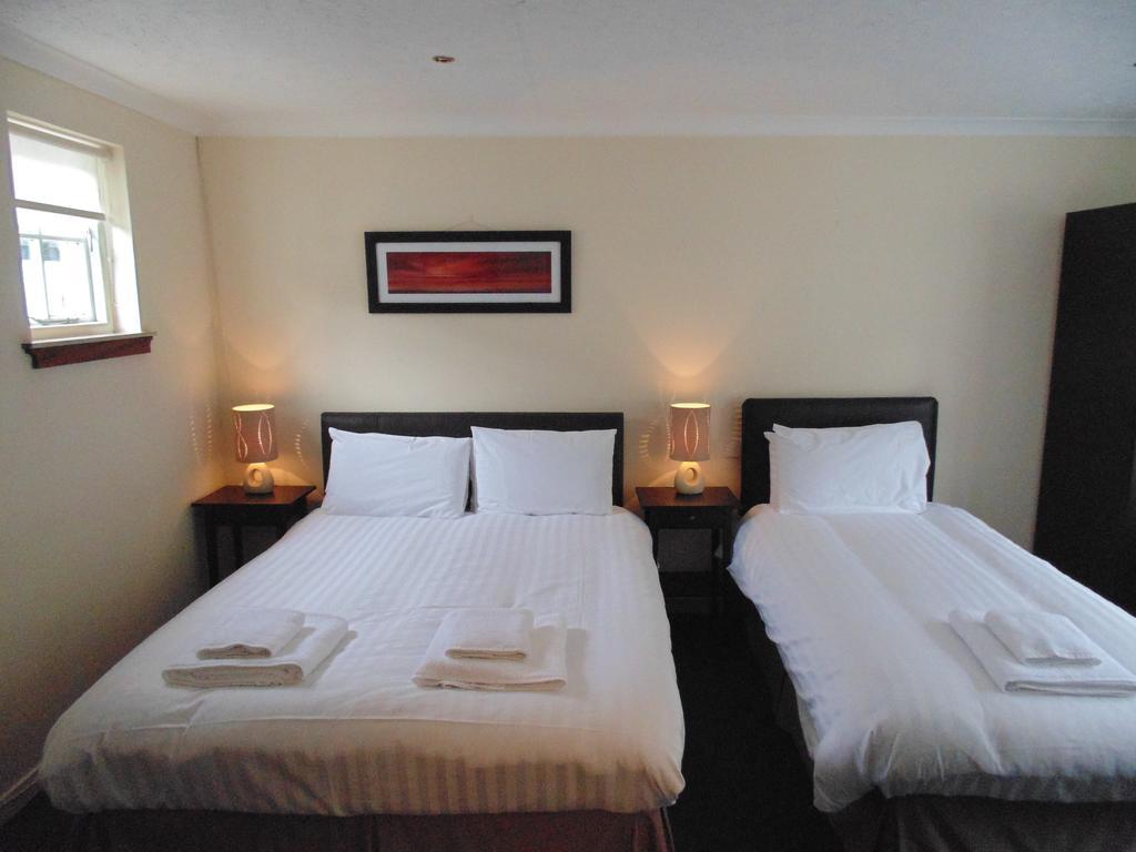 Cedar Inn Edinburgh Kültér fotó