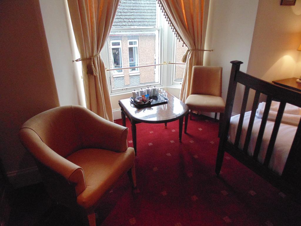 Cedar Inn Edinburgh Kültér fotó