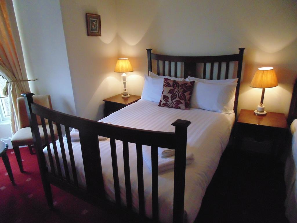 Cedar Inn Edinburgh Kültér fotó