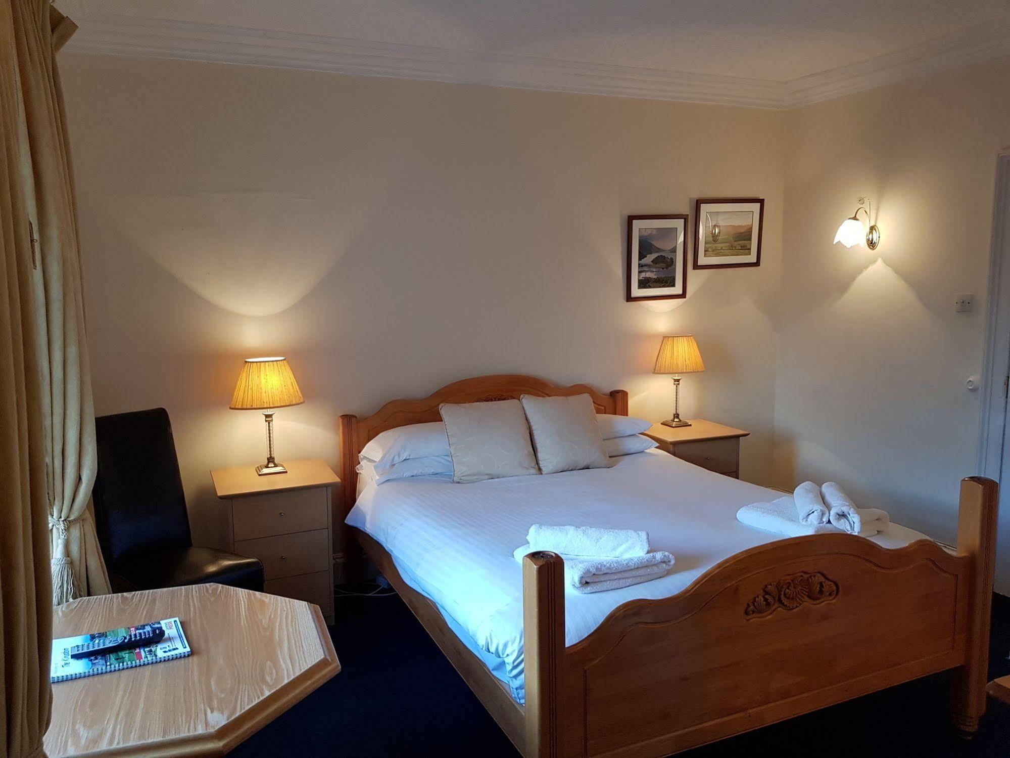 Cedar Inn Edinburgh Kültér fotó